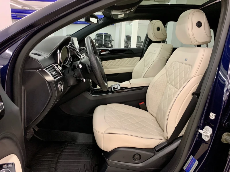 Mercedes-Benz GLE 350 AMG -DESIGNO- #ALCANTAR#PANO#DIS#OBDUH#harman#360*, снимка 7 - Автомобили и джипове - 51556954