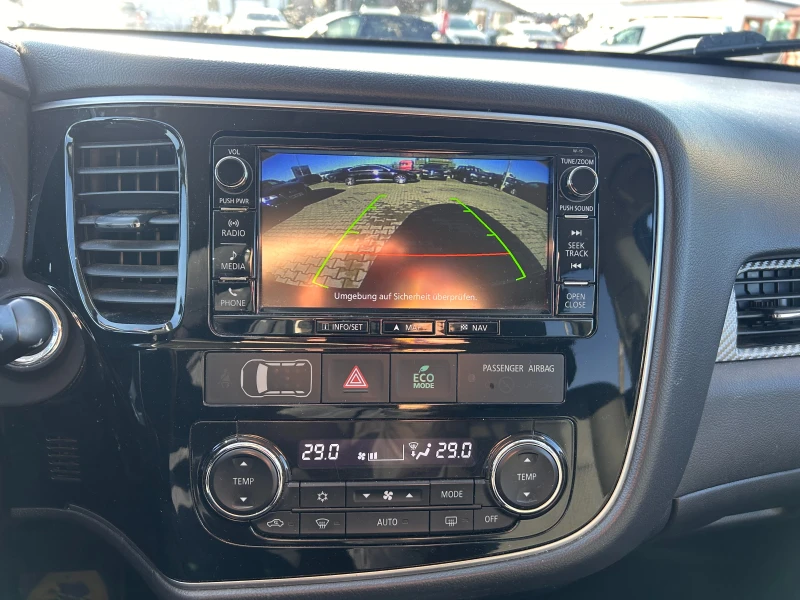Mitsubishi Outlander 2.2DI-D 4WD AVTOMAT/NAVI/KAMERA EURO 6, снимка 15 - Автомобили и джипове - 53155036