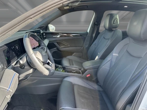 VW Tiguan 2.0 TSI 4Motion = R-Line = Гаранция, снимка 6 - Автомобили и джипове - 55736858