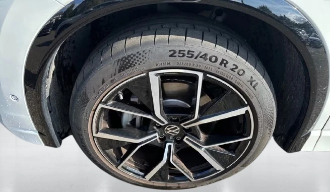 VW Tiguan 2.0 TSI 4Motion = R-Line = Гаранция, снимка 5 - Автомобили и джипове - 55736858
