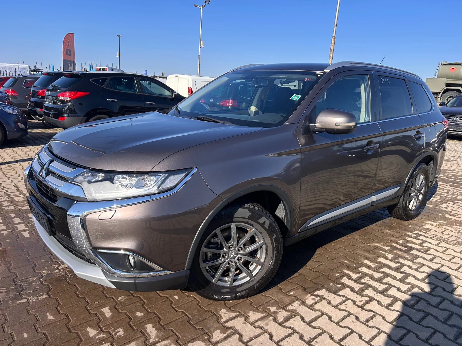 Mitsubishi Outlander 2.2DI-D 4WD AVTOMAT/NAVI/KAMERA EURO 6, снимка 1