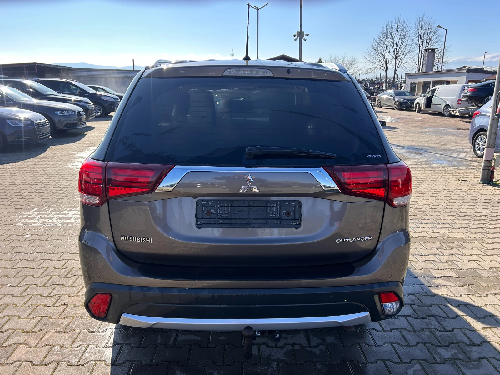 Mitsubishi Outlander 2.2DI-D 4WD AVTOMAT/NAVI/KAMERA EURO 6 | Mobile.bg � ����������� 7