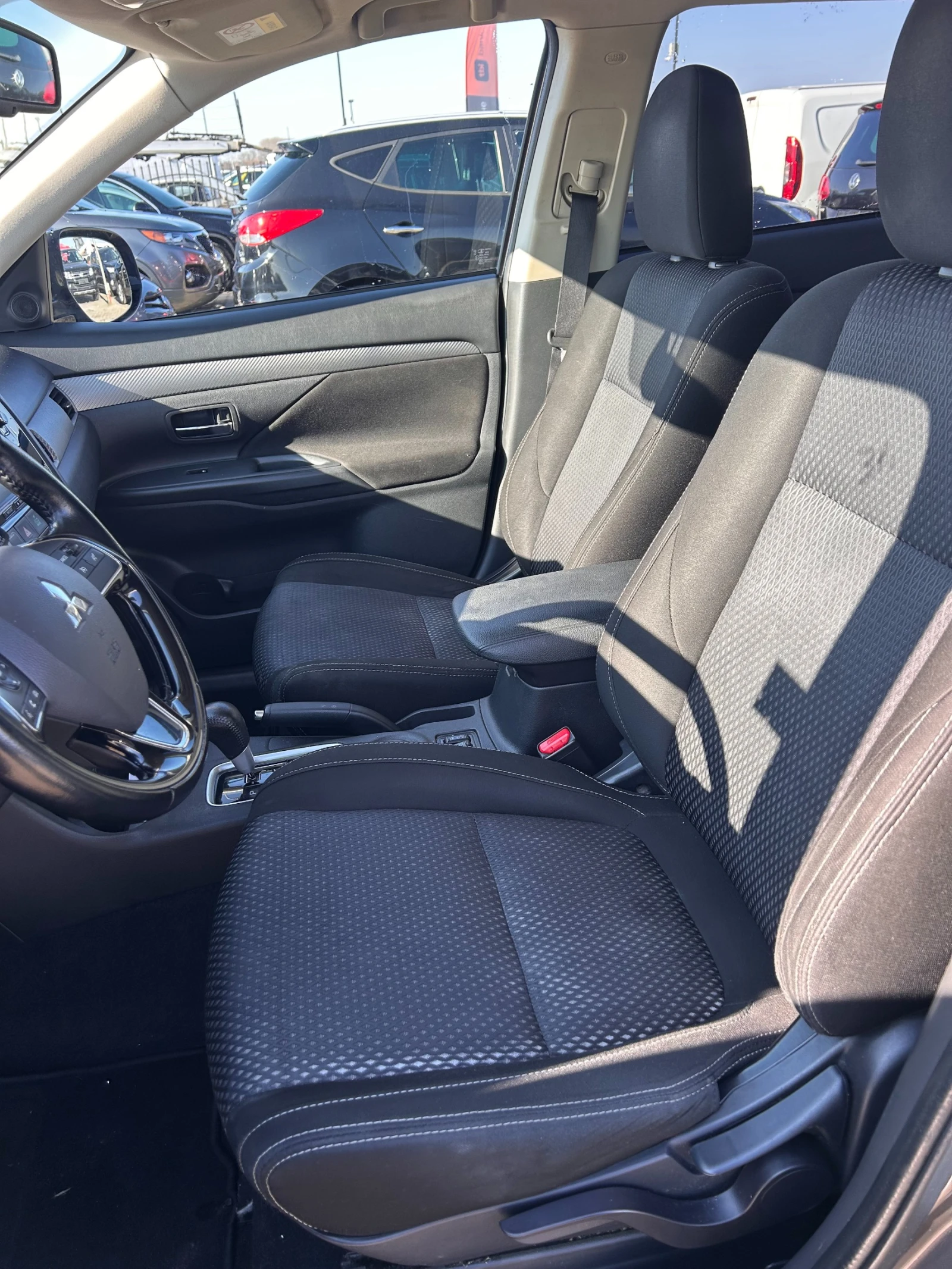 Mitsubishi Outlander 2.2DI-D 4WD AVTOMAT/NAVI/KAMERA EURO 6 | Mobile.bg � ����������� 12