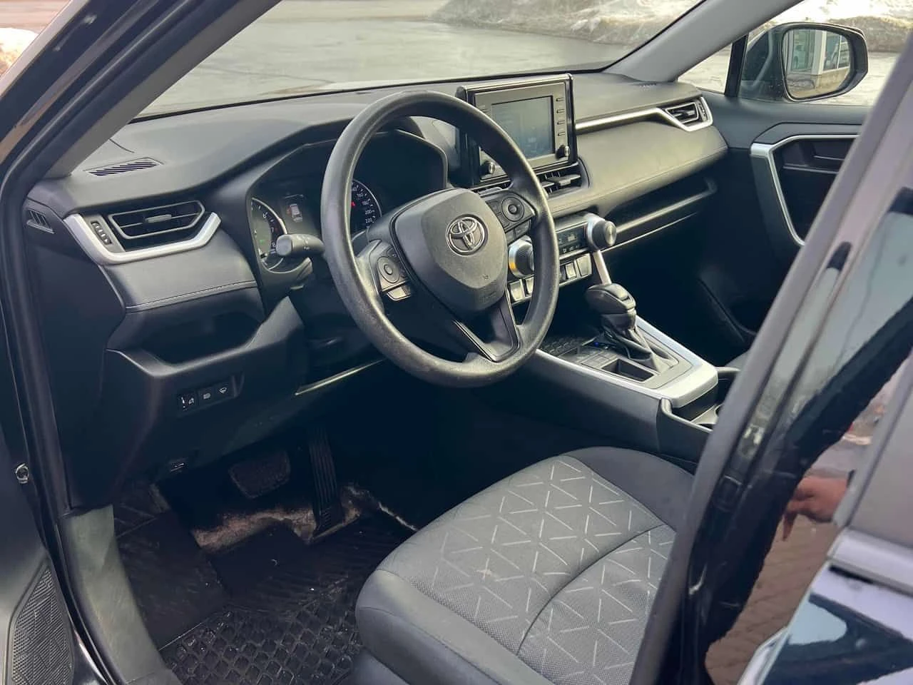 Toyota Rav4 LE| ПОДГРЕВИ| ДВА КЛЮЧА| CARFAX - изображение 7