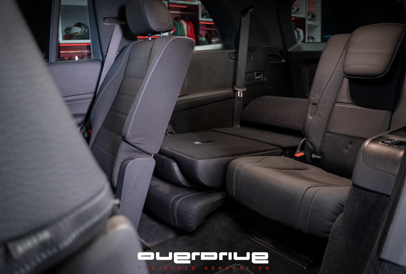 Mercedes-Benz GLS 400 d 4MATIC AMG Package, снимка 16 - Автомобили и джипове - 54219998