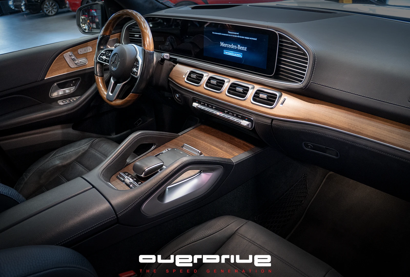 Mercedes-Benz GLS 400 d 4MATIC AMG Package, снимка 7 - Автомобили и джипове - 54219998