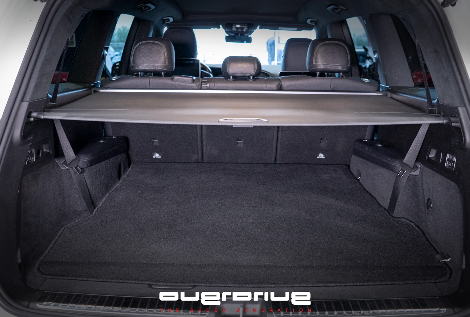 Mercedes-Benz GLS 400 d 4MATIC AMG Package, снимка 17 - Автомобили и джипове - 54219998