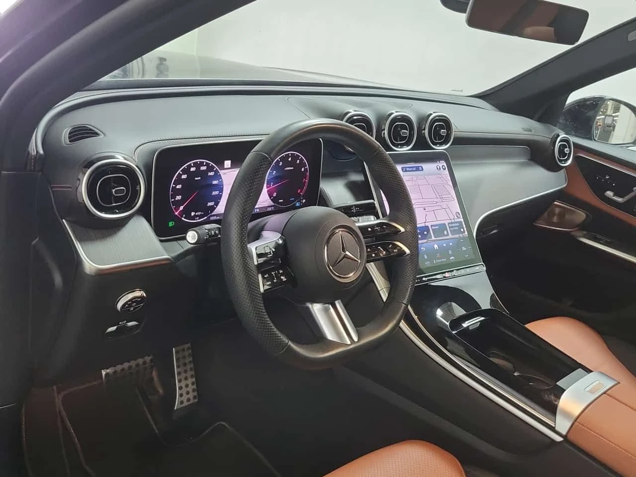 Mercedes-Benz GLC 300 BURMESTER| PANO| 360| AMBIENT| DISTRONIK PLUS, снимка 10 - Автомобили и джипове - 54226339