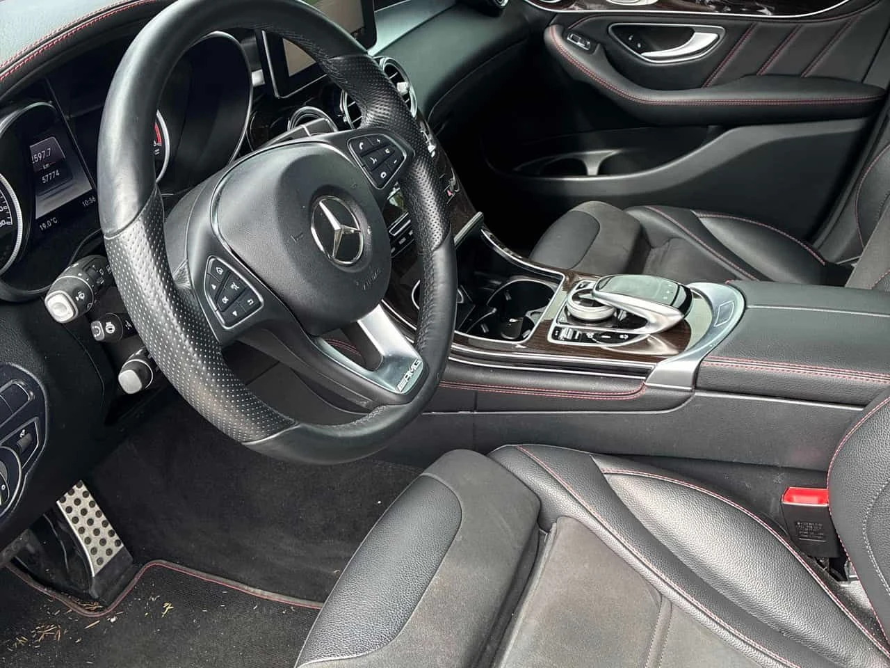 Mercedes-Benz GLC 43 AMG ПОДГРЕВИ * ПАНО * KEYLESS * CARFAX, снимка 5 - Автомобили и джипове - 54840683