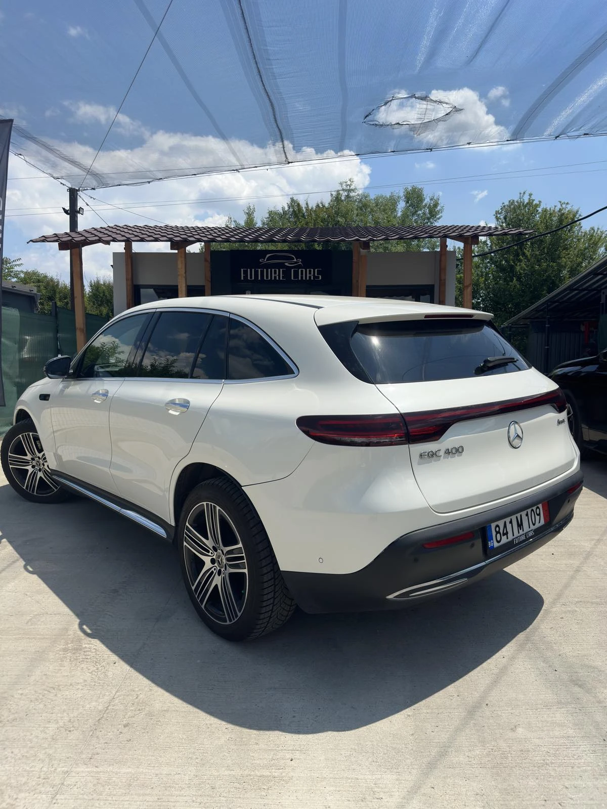 Mercedes-Benz EQC 400 4MATIC/BUSSINES/LUXURY/85KWh, снимка 3 - Автомобили и джипове - 55058989