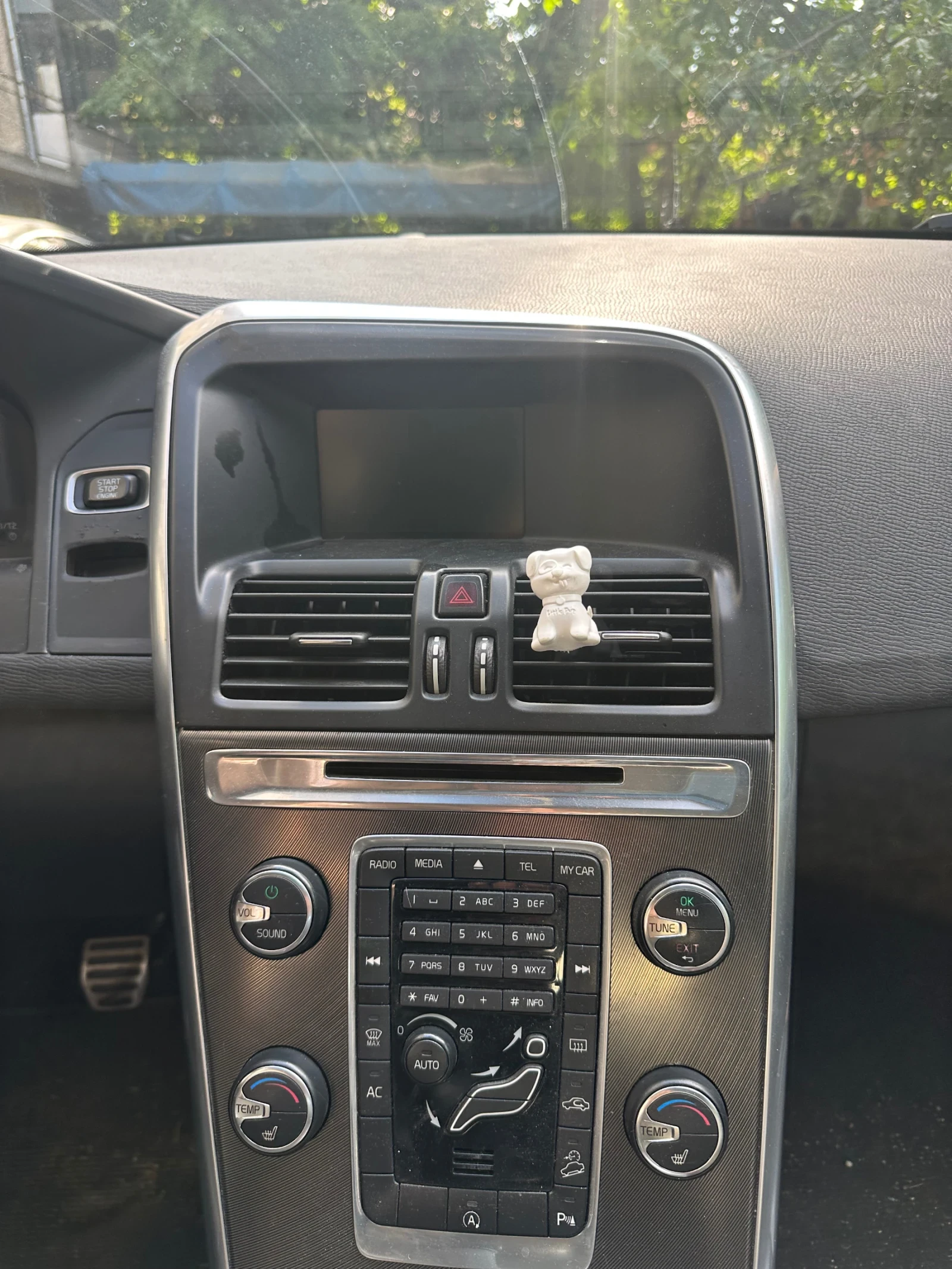 Volvo XC60, снимка 17 - Автомобили и джипове - 55083526