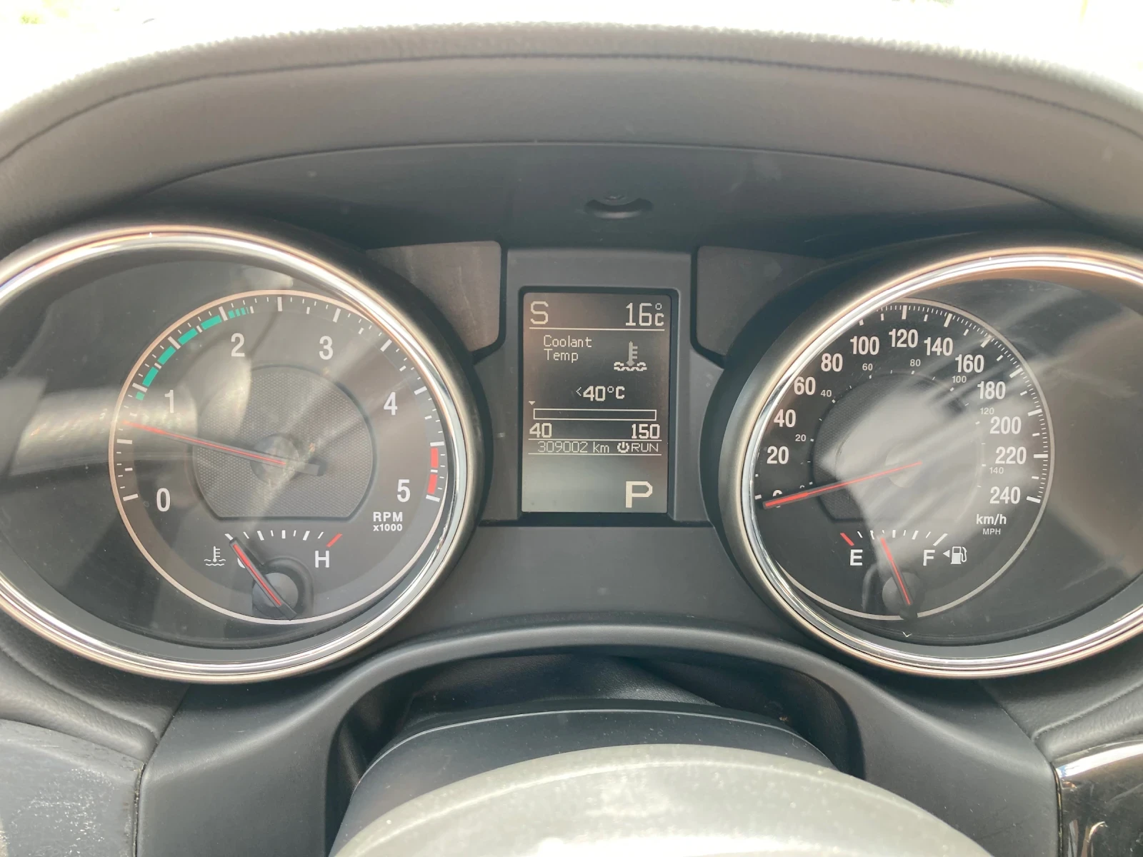 Jeep Grand cherokee 3.0 Dizel 241 Overland Euro-5B FULL, снимка 9 - Автомобили и джипове - 55112183