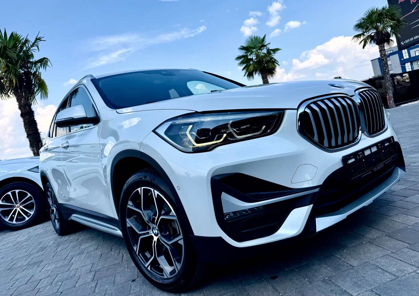 BMW X1 X-LINE* 4x4, снимка 2 - Автомобили и джипове - 55122221