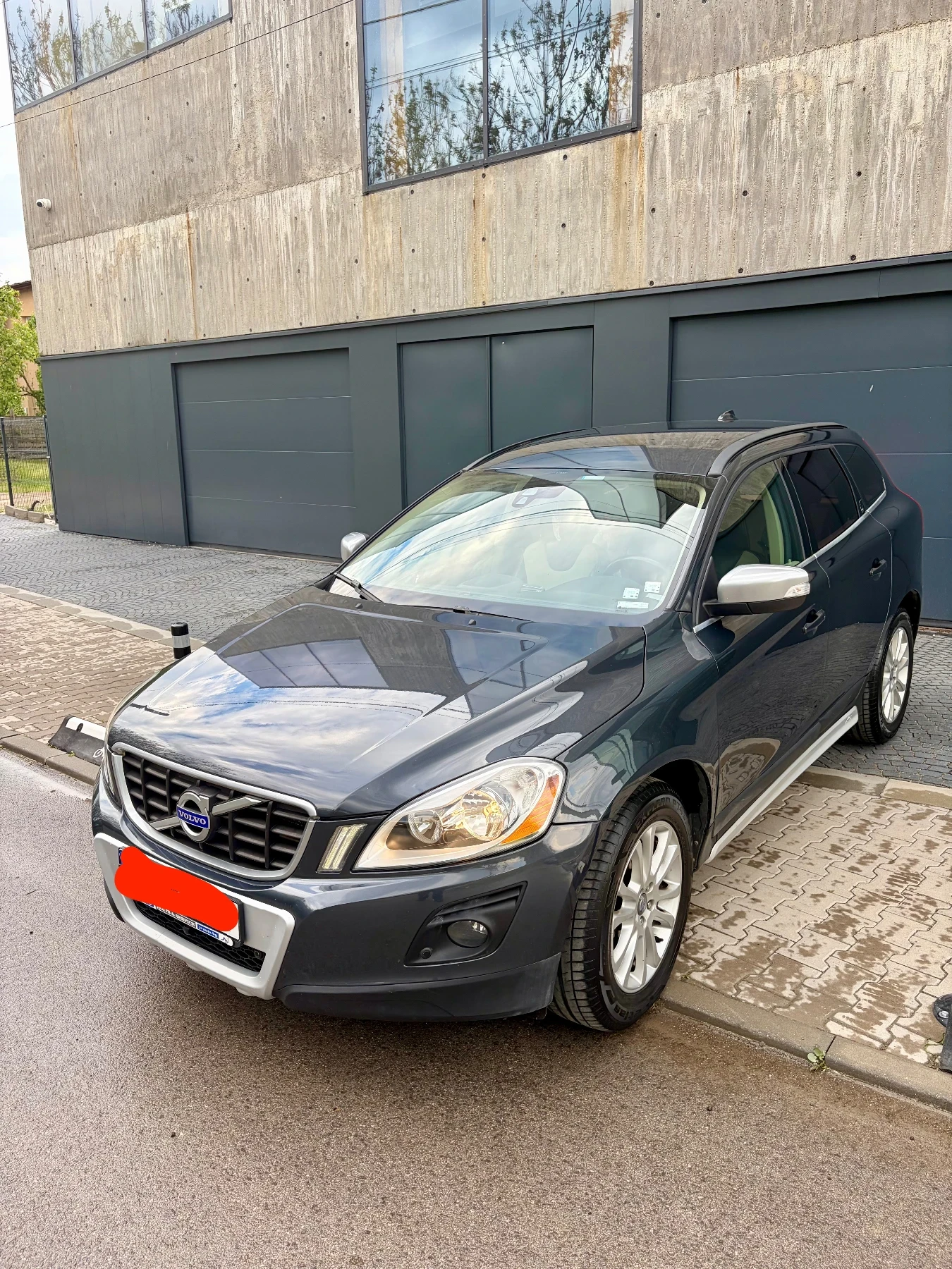 Volvo XC60 D5 AWD, снимка 2 - Автомобили и джипове - 55723224
