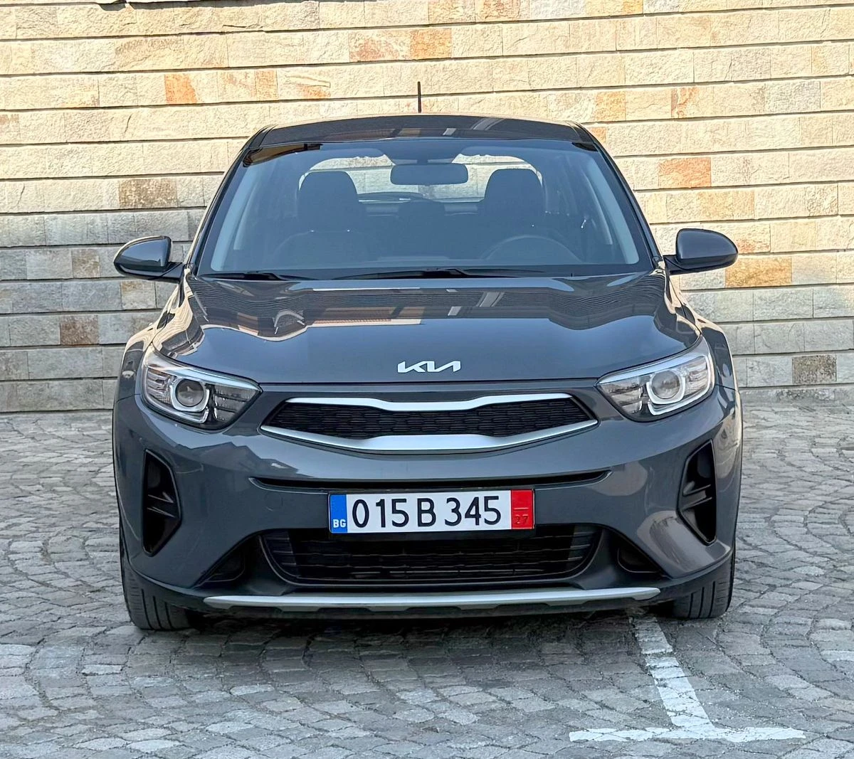 Kia Stonic 1.2i - 102000km, снимка 3 - Автомобили и джипове - 55816254