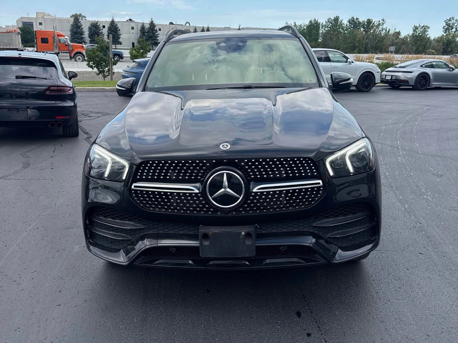Mercedes-Benz GLE 450 4MATIC | CARFAX | БЕЗ ИНЦИДЕНТИ, снимка 2 - Автомобили и джипове - 55872355