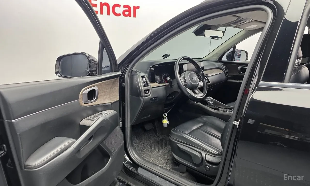 Kia Sorento 2.2, снимка 9 - Автомобили и джипове - 56625695