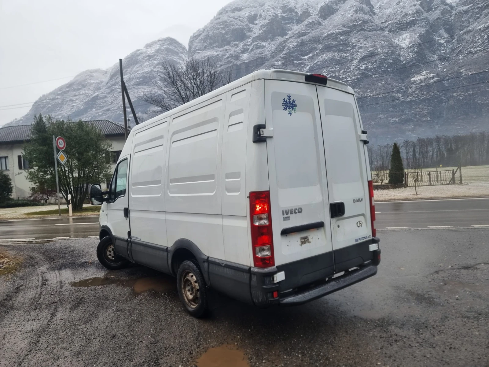 Iveco Daily 35S17 3.0HPI  ХЛАДИЛЕН* КЛИМАТИК - изображение 3