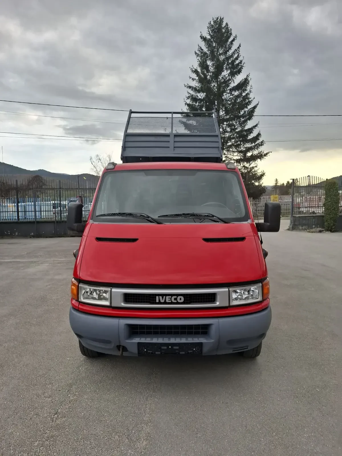 Iveco 35 2.8TDI 3СТРАНЕН САМОСВАЛ 7МЕСТА , снимка 3 - Бусове и автобуси - 54231211