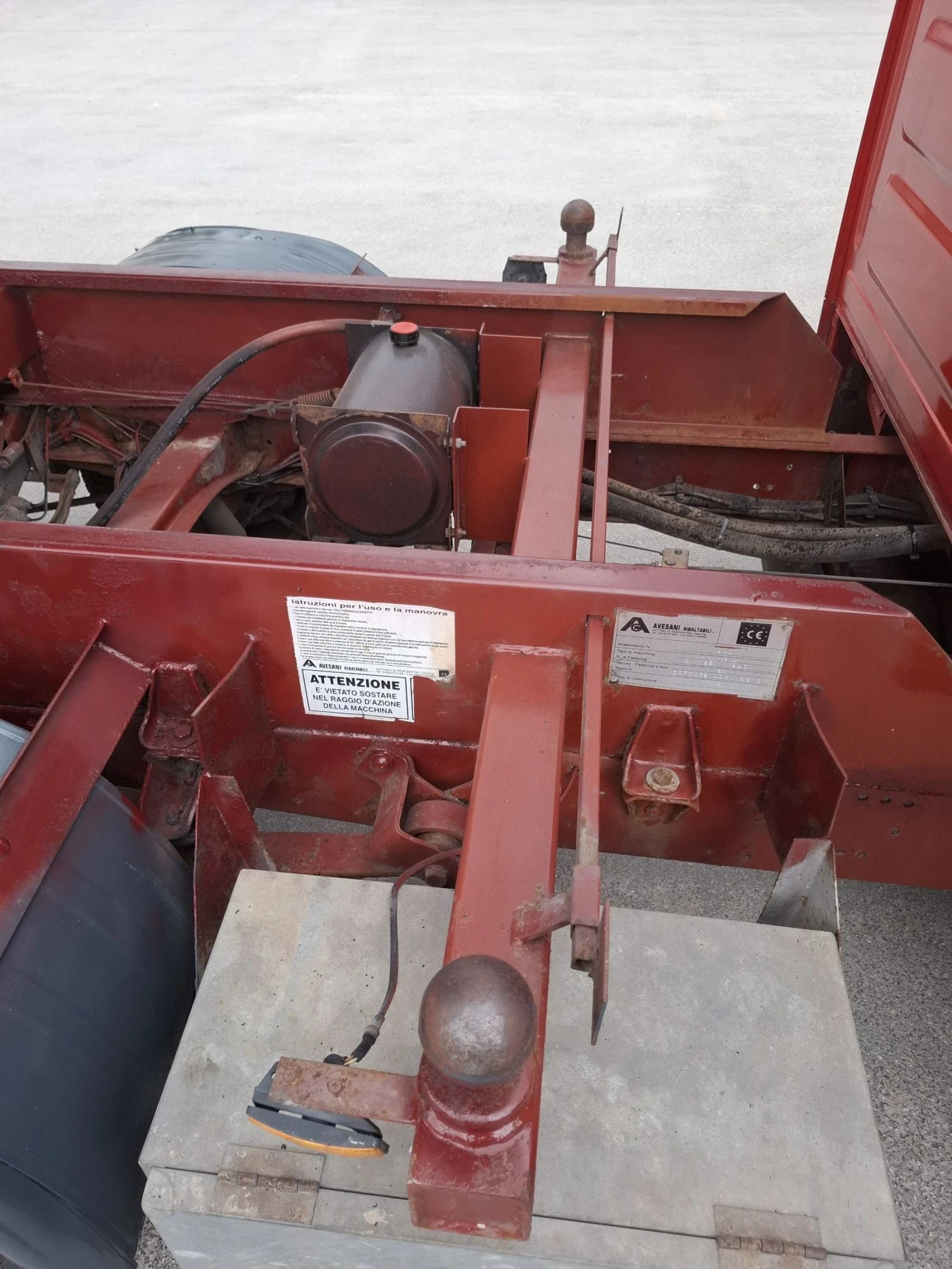 Iveco 35 2.8TDI 3СТРАНЕН САМОСВАЛ 7МЕСТА , снимка 14 - Бусове и автобуси - 54231211