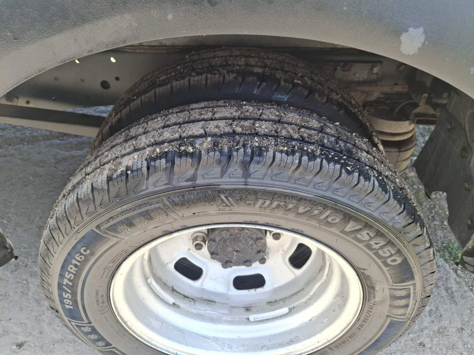 Iveco Daily 35C21 КЛИМАТИК КАМЕРА ТОП, снимка 12 - Бусове и автобуси - 55310119