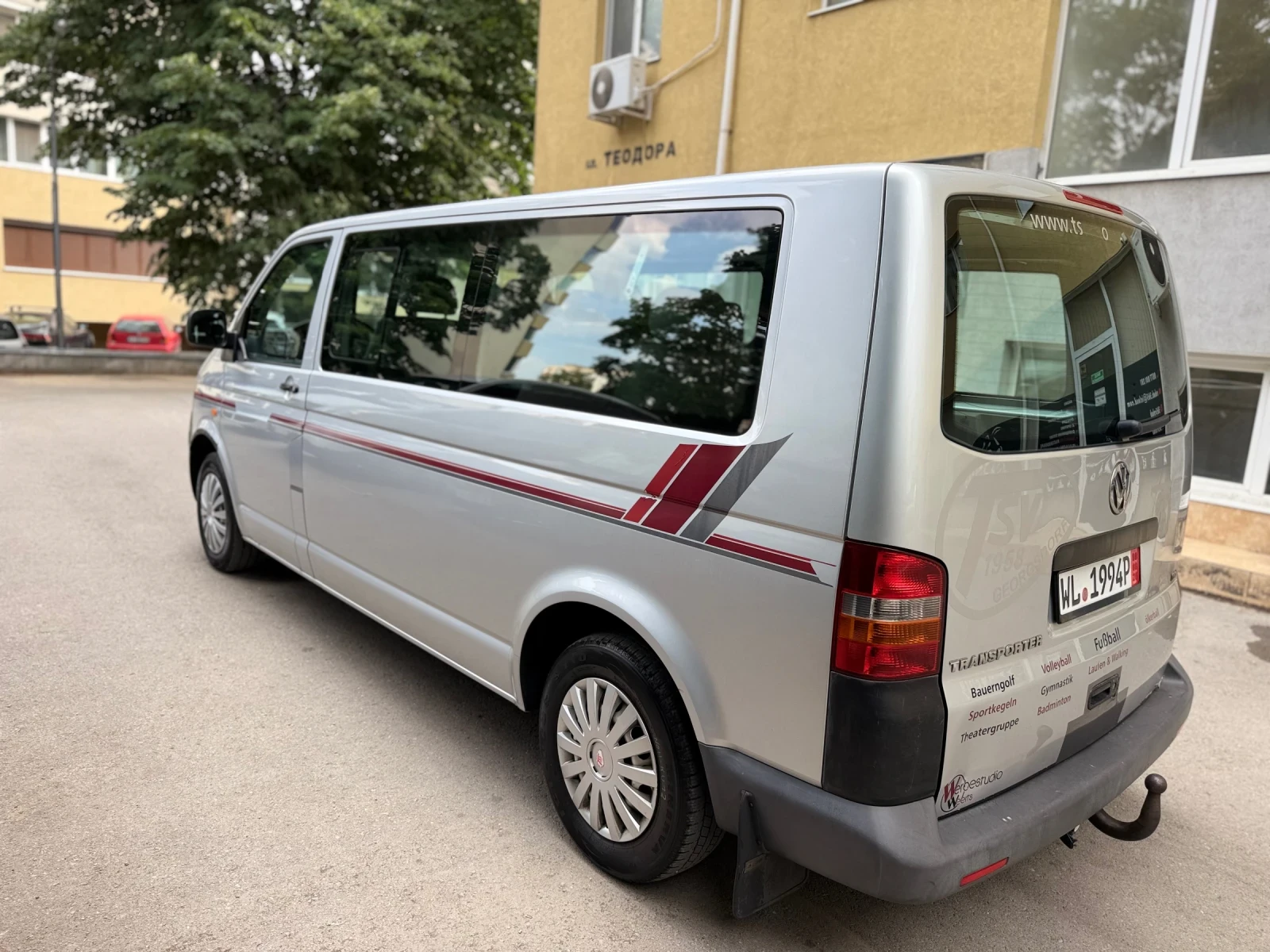 VW T5 1.9 TDI LONG, снимка 4 - Бусове и автобуси - 55336978