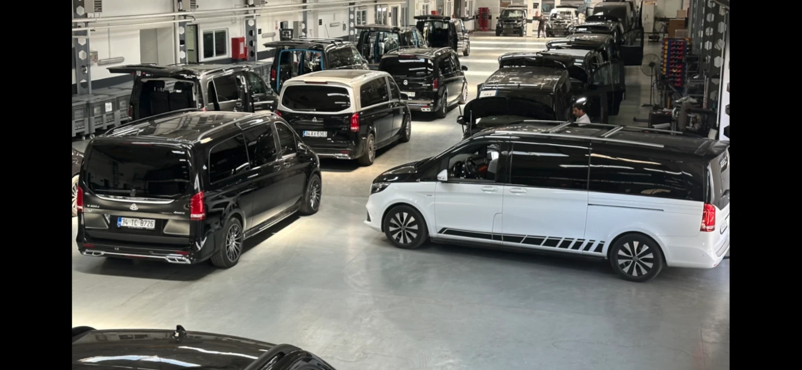 Mercedes-Benz V 250 BRABUS, снимка 4 - Бусове и автобуси - 56437683