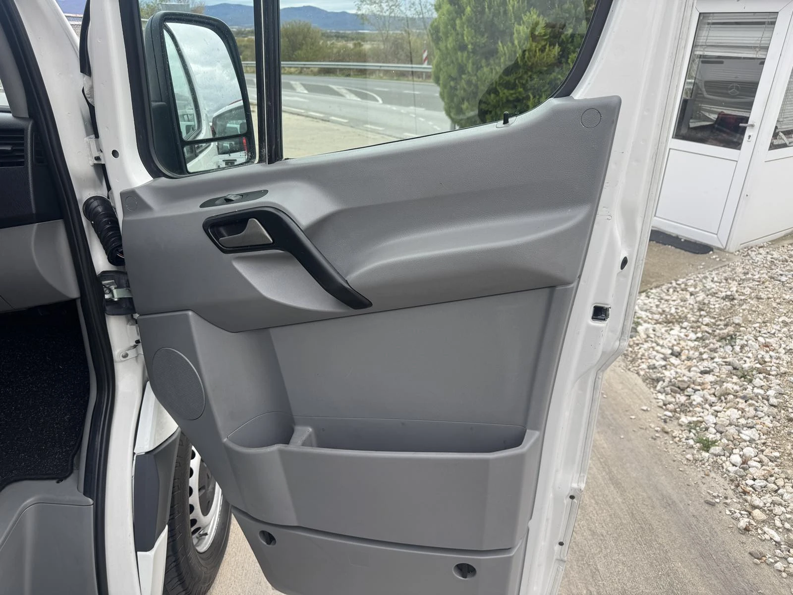 VW Crafter MAXI, KLIMA Bкатегория, снимка 10 - Бусове и автобуси - 56724720