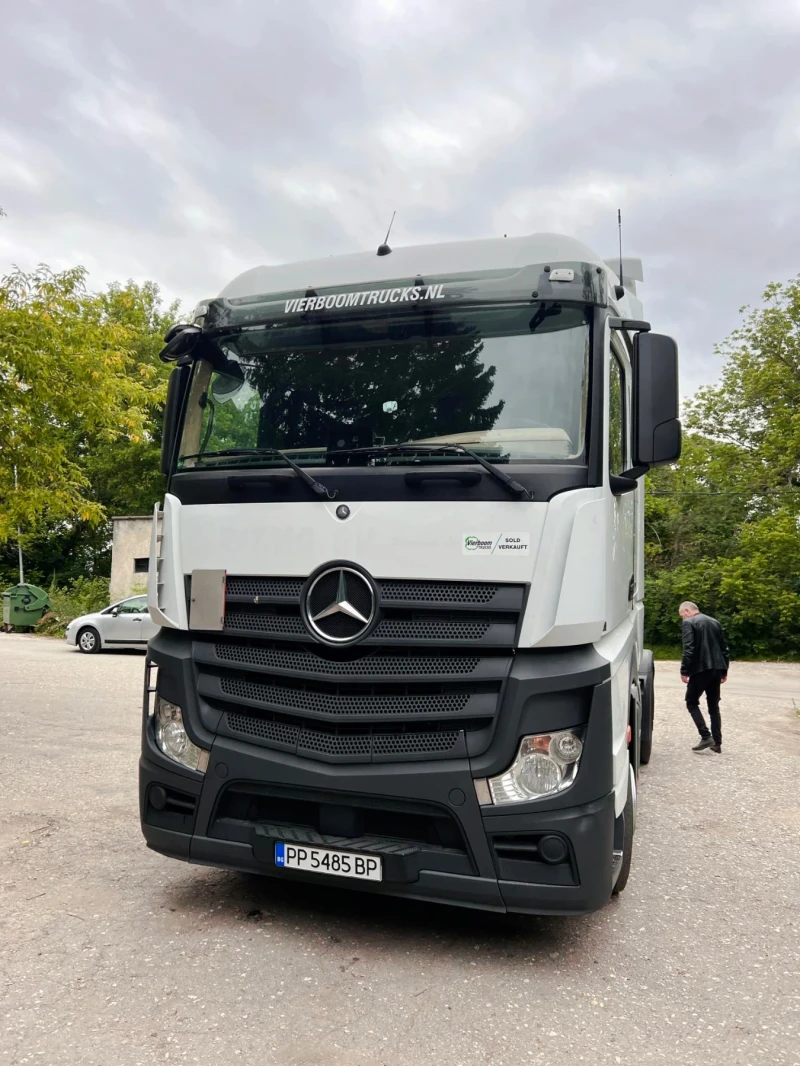 Mercedes-Benz Actros 1842