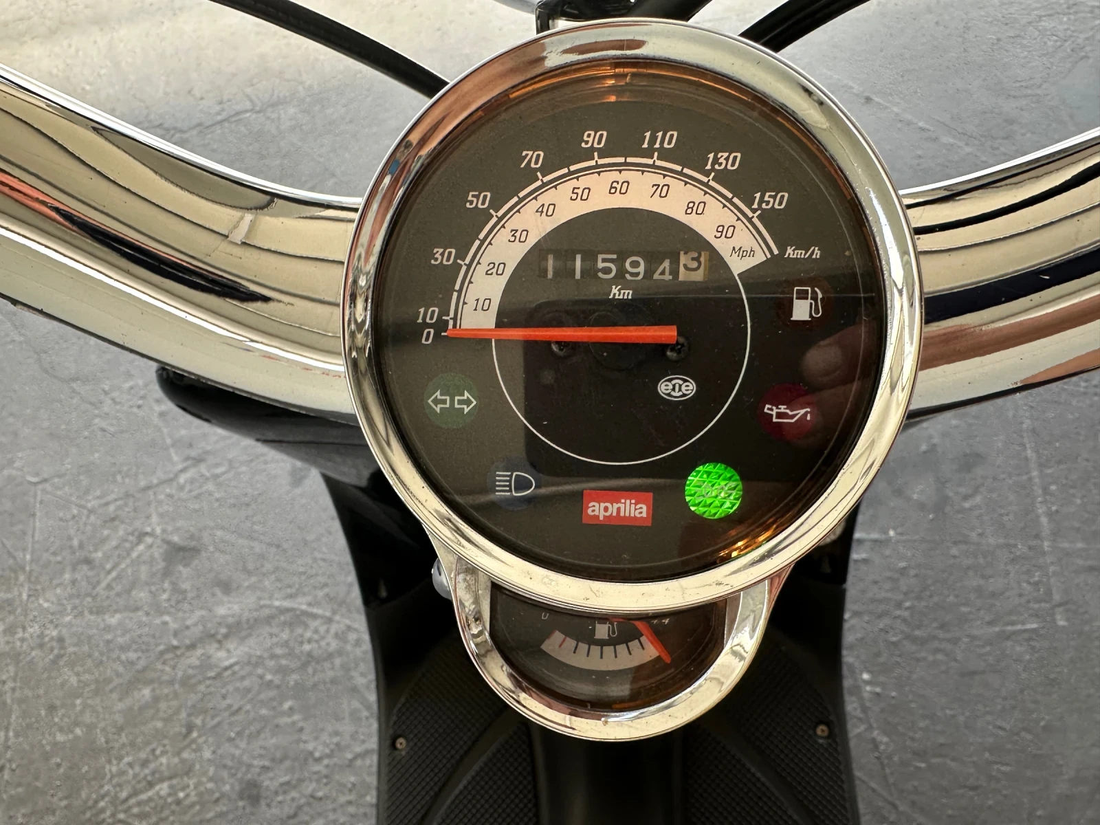 Aprilia Custom Mojito 125кб. Много запазен! С регистрация!, снимка 7 - Мотоциклети и мототехника - 54227018