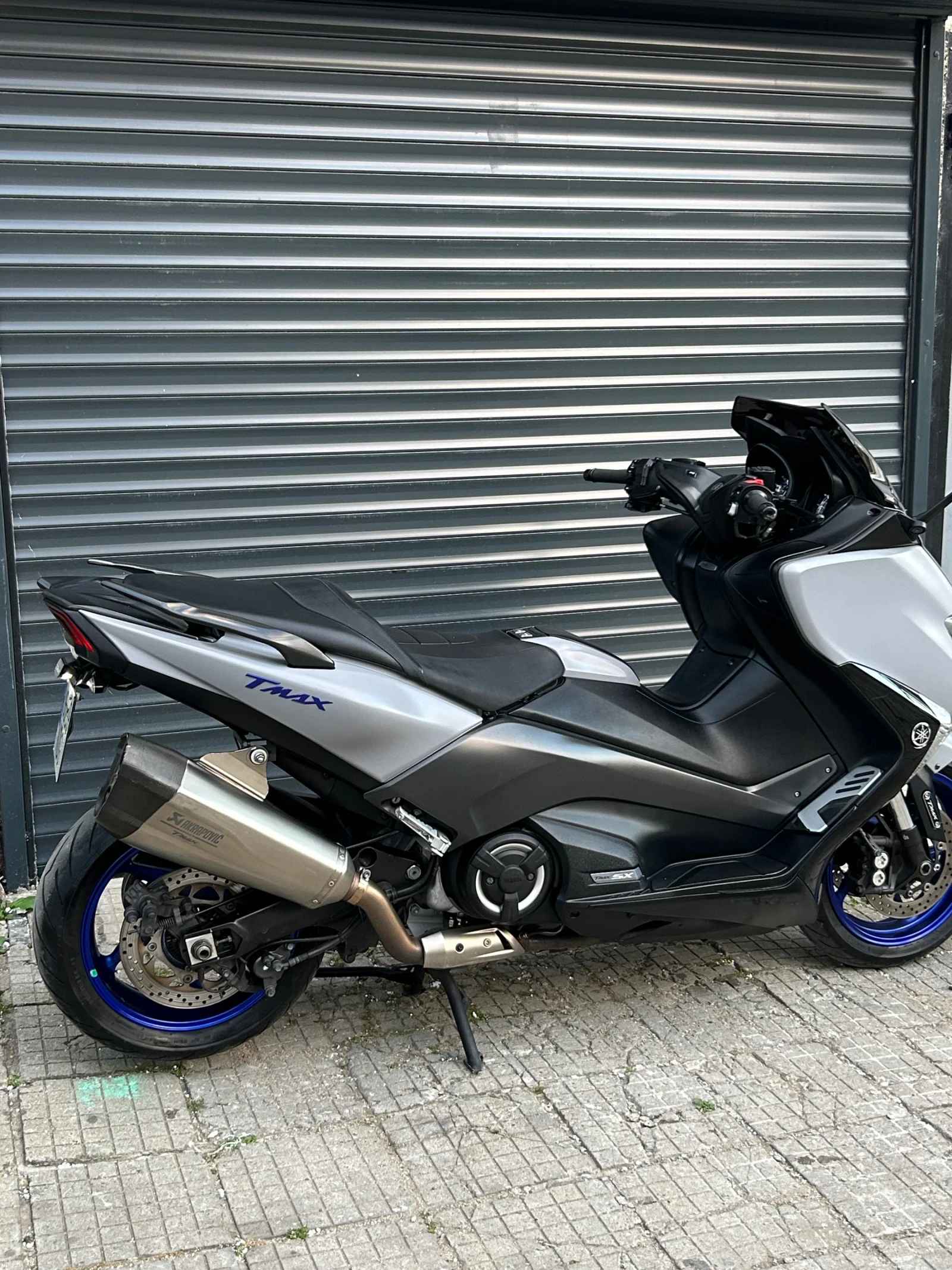 Yamaha T-max 530 FULL LED ACRAPOVICH , снимка 10 - Мотоциклети и мототехника - 54934435