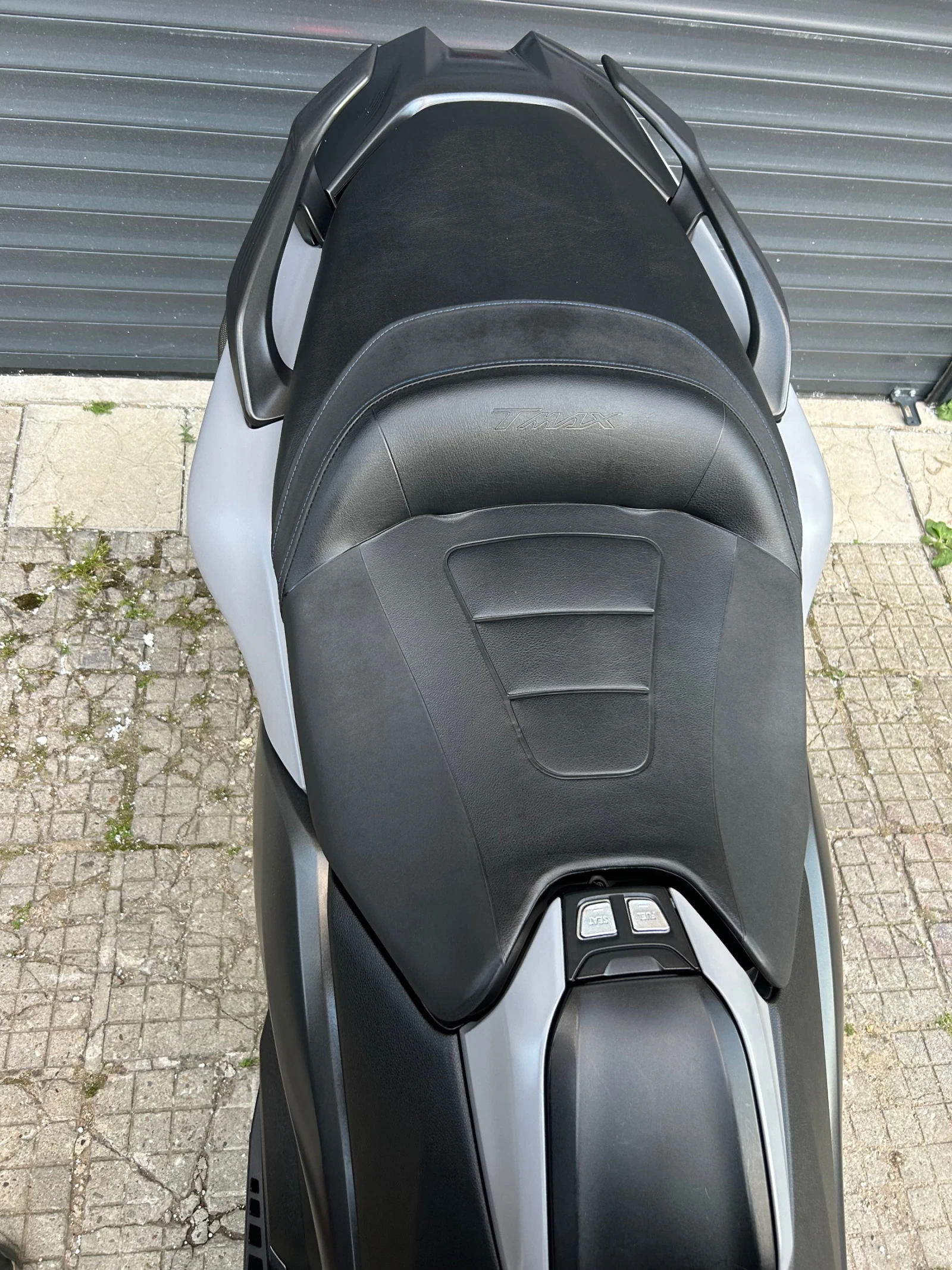 Yamaha T-max 530 FULL LED ACRAPOVICH , снимка 11 - Мотоциклети и мототехника - 54934435
