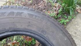 Гуми Зимни 215/70R16, снимка 8