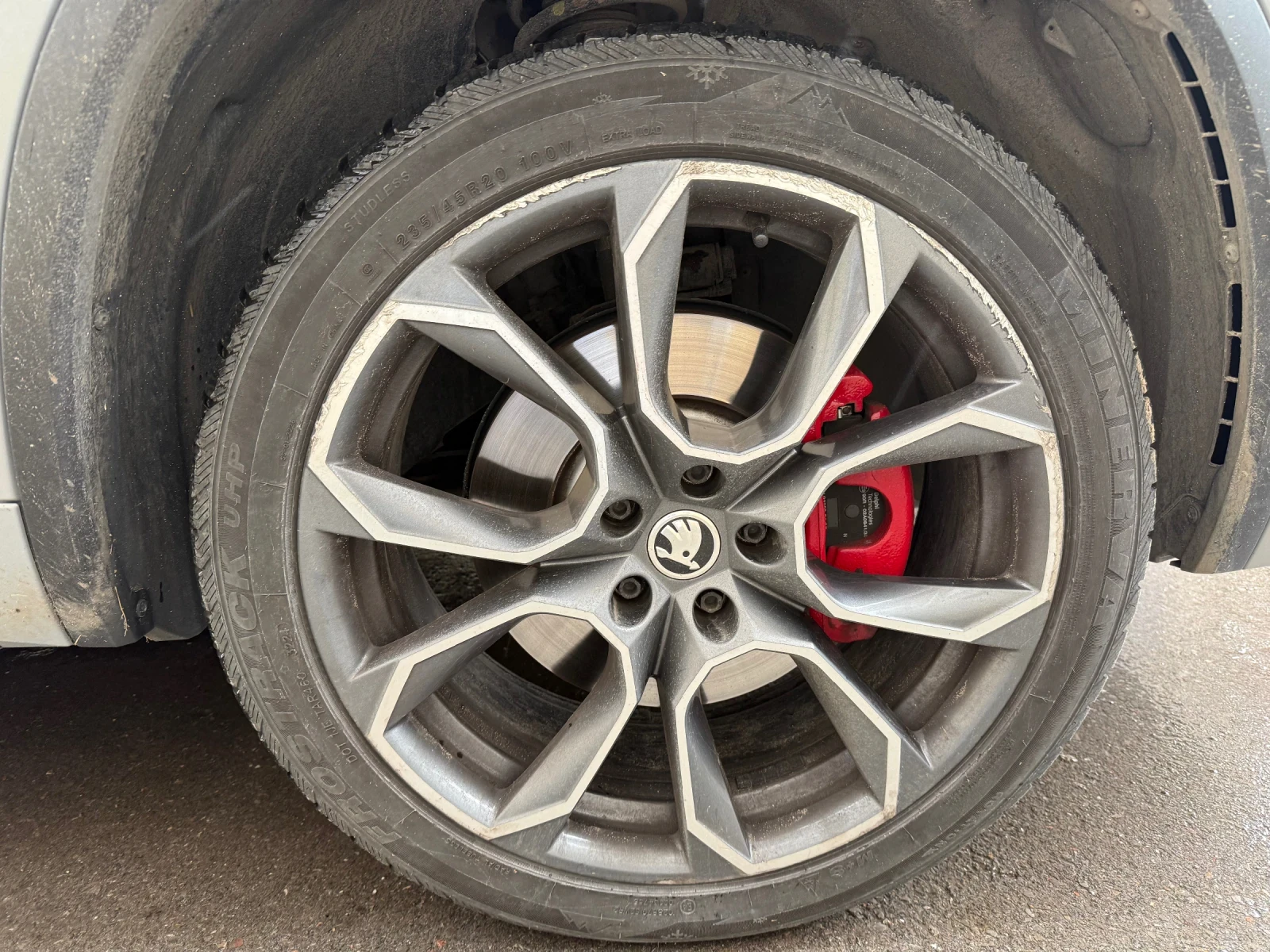 ���� 235/45R20 | Mobile.bg � ����������� 1
