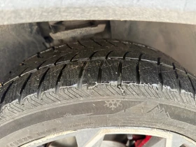 Гуми Зимни 235/45R20, снимка 5 - Гуми и джанти - 53154577