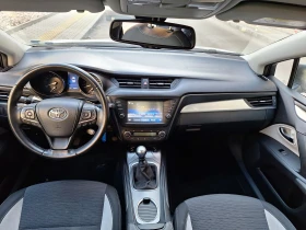Toyota Avensis 1.6i Гаранция, снимка 9