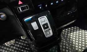 Hyundai Staria L3.5 Lounge 7-Seater Mobility, снимка 8