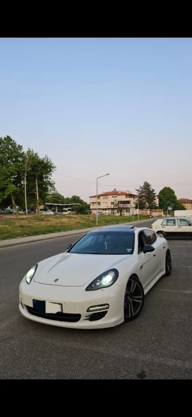Porsche Panamera 4 S, снимка 1