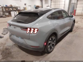 Ford Mustang Mach-E Select AWD, снимка 4