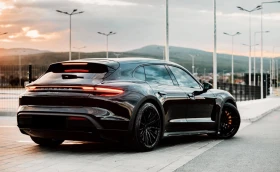 Porsche Taycan 4 Cross Turismo, снимка 2