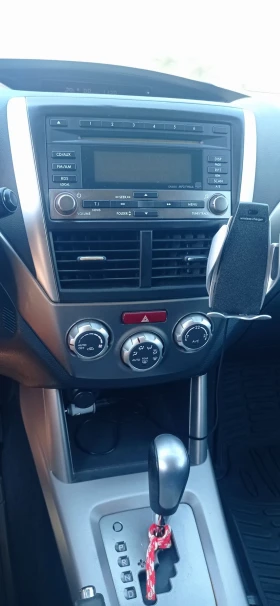 Обява за продажба на Subaru Forester 3 automatic  ~11 900 лв. - изображение 8
