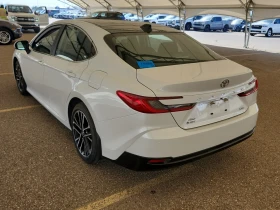 Toyota Camry XSE HYBRID * * CARFAX * *   * *  | Mobile.bg    3