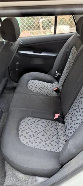Skoda Fabia 1.4 TDI - 1000 € / 1955.83 лв. - 34710663 4