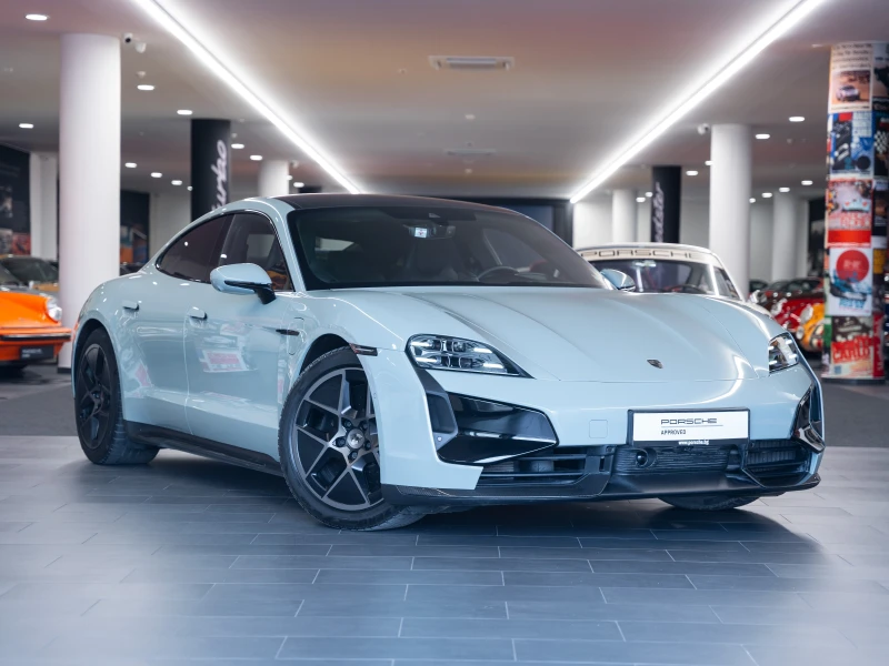 Porsche Taycan Turbo, снимка 6 - Автомобили и джипове - 46550184