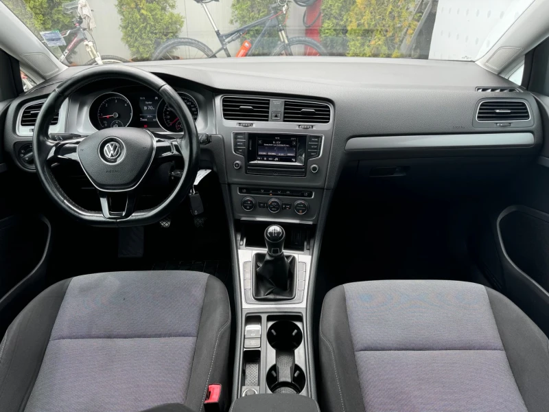 VW Golf Silver Edition 1.6TDI BMT, снимка 5 - Автомобили и джипове - 49006274