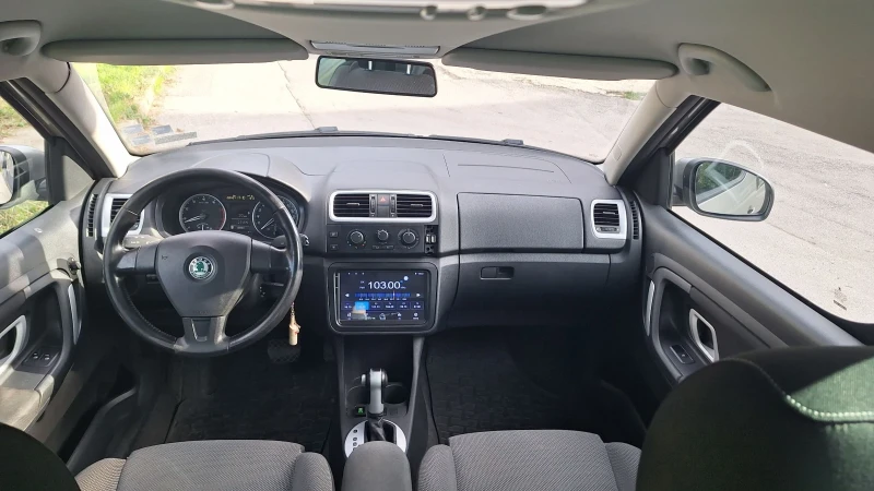 Skoda Roomster 1.6i АГУ, снимка 10 - Автомобили и джипове - 47452480