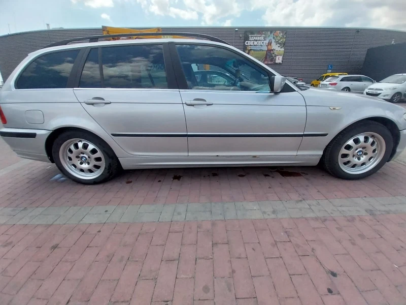 BMW 320, снимка 5 - Автомобили и джипове - 47596745