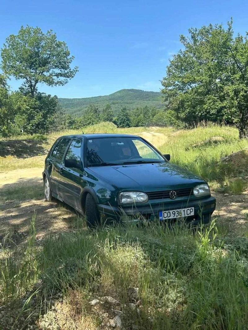 VW Golf, снимка 2 - Автомобили и джипове - 49205526