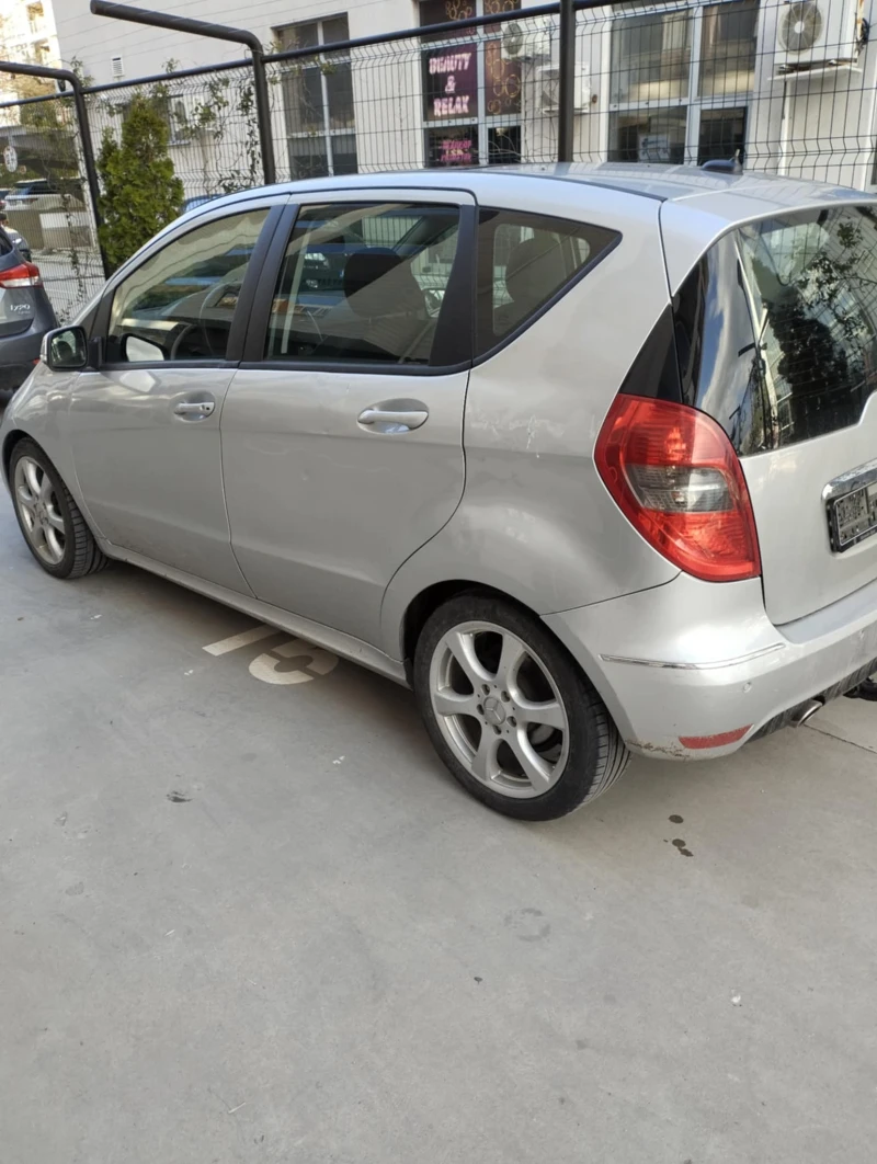 Mercedes-Benz A 200, снимка 2 - Автомобили и джипове - 51842191