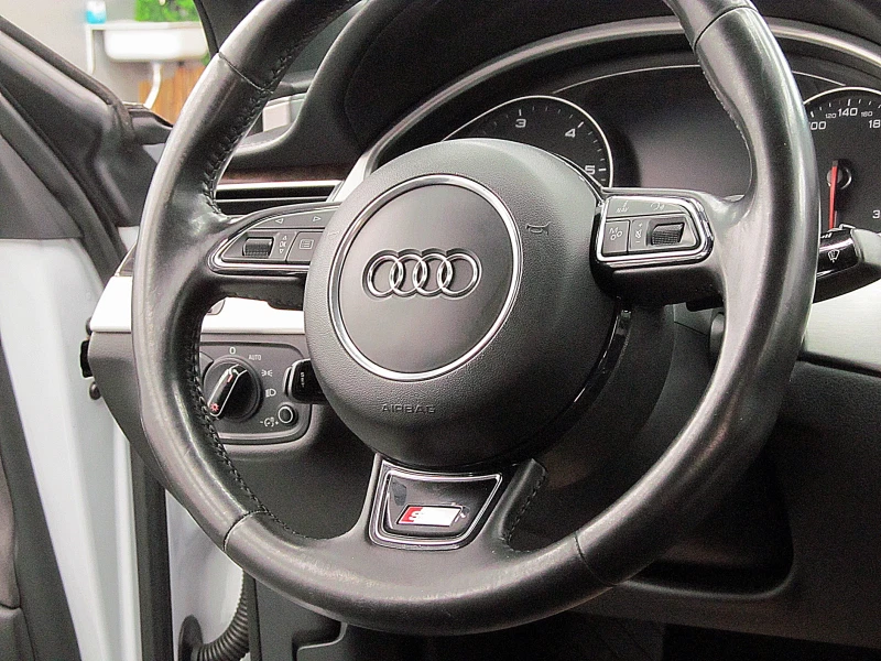 Audi A8 4.2TDI/ПОДГРЕВ ОБДУХВАНЕ ГЕРМАНИЯ СОБСТВЕН ЛИЗИНГ, снимка 10 - Автомобили и джипове - 50473151